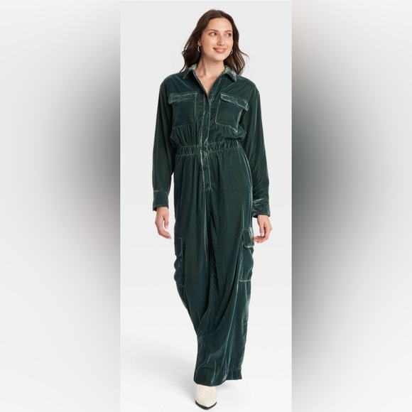 Women's Long Sleeve Velvet Cargo Jumpsuit - Universal Thread SZ 0 - Picture 1 of 3